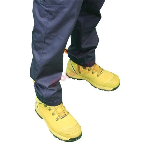 Lightweight Cotton Drill Modern Fit Cargo Pants